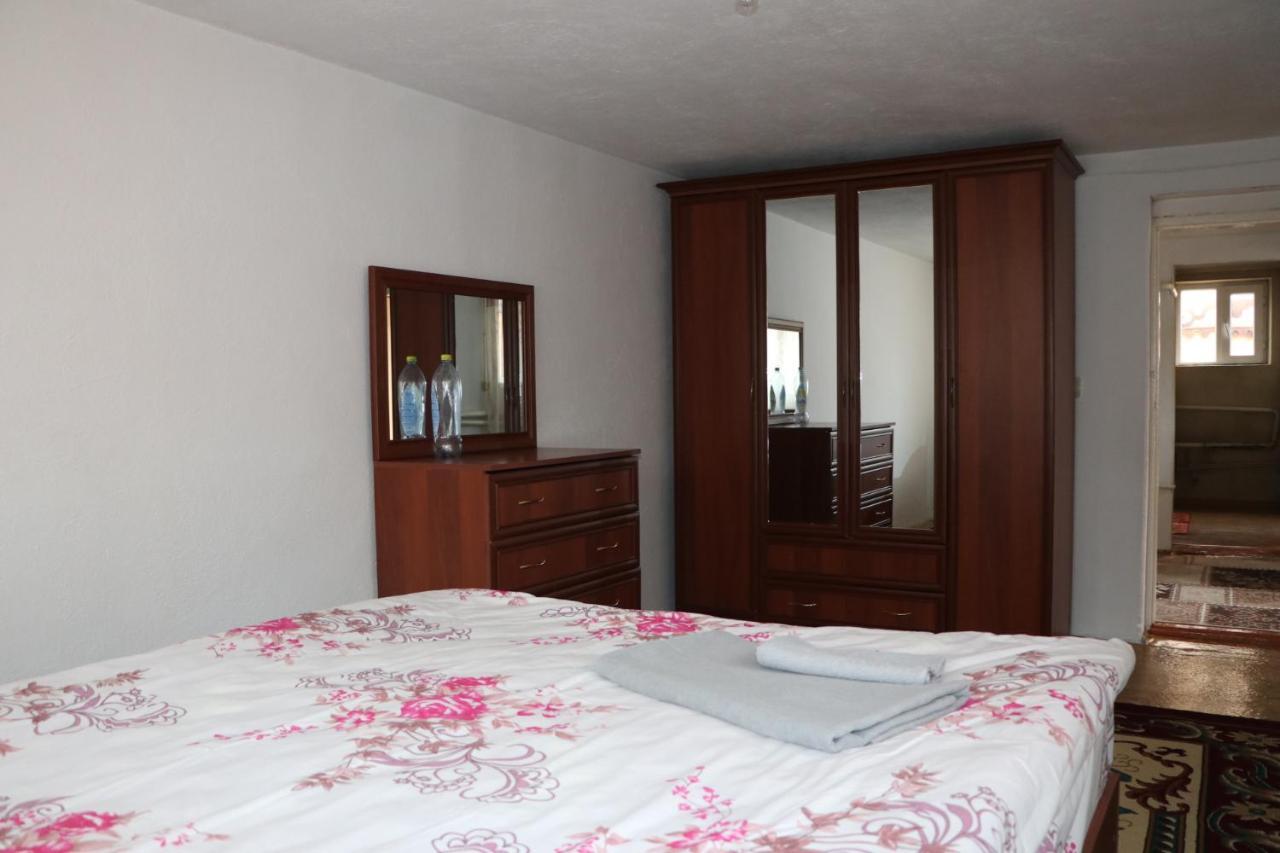 Bokonbayevo Guest House Baiel מראה חיצוני תמונה