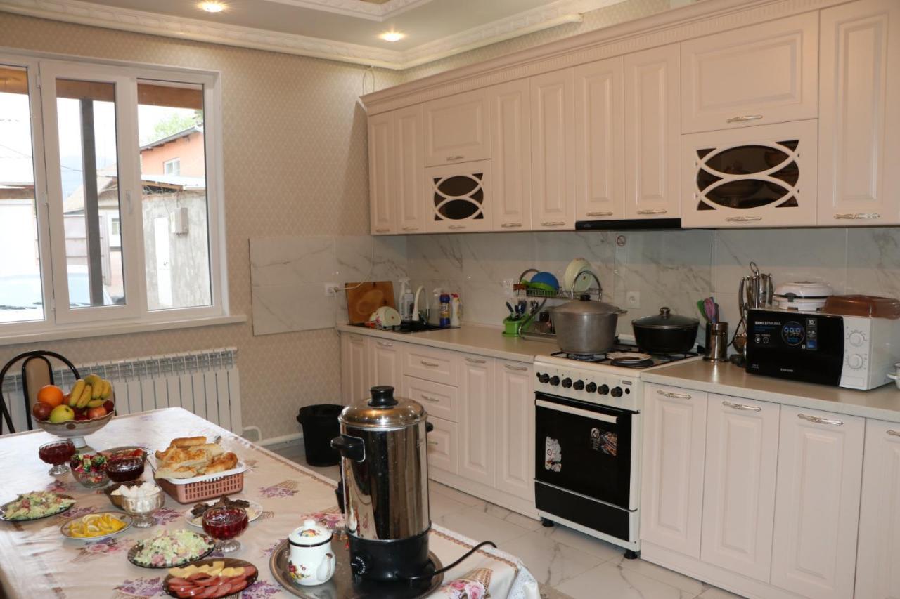 Bokonbayevo Guest House Baiel מראה חיצוני תמונה