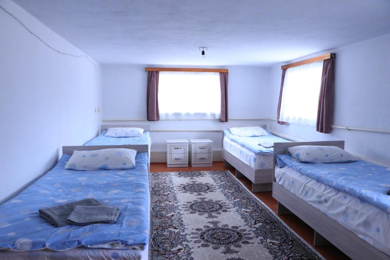 Bokonbayevo Guest House Baiel מראה חיצוני תמונה